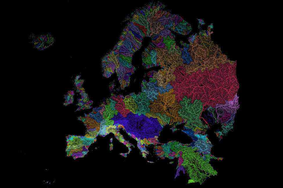 [地图可视化]Grasshopper Geography技术色线突出了全世界淡水支流的广阔范围